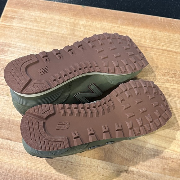 New Balance Never Worn 515’s Men's Forest Green and Brown Sneakers size 10 - Picture 6 of 8